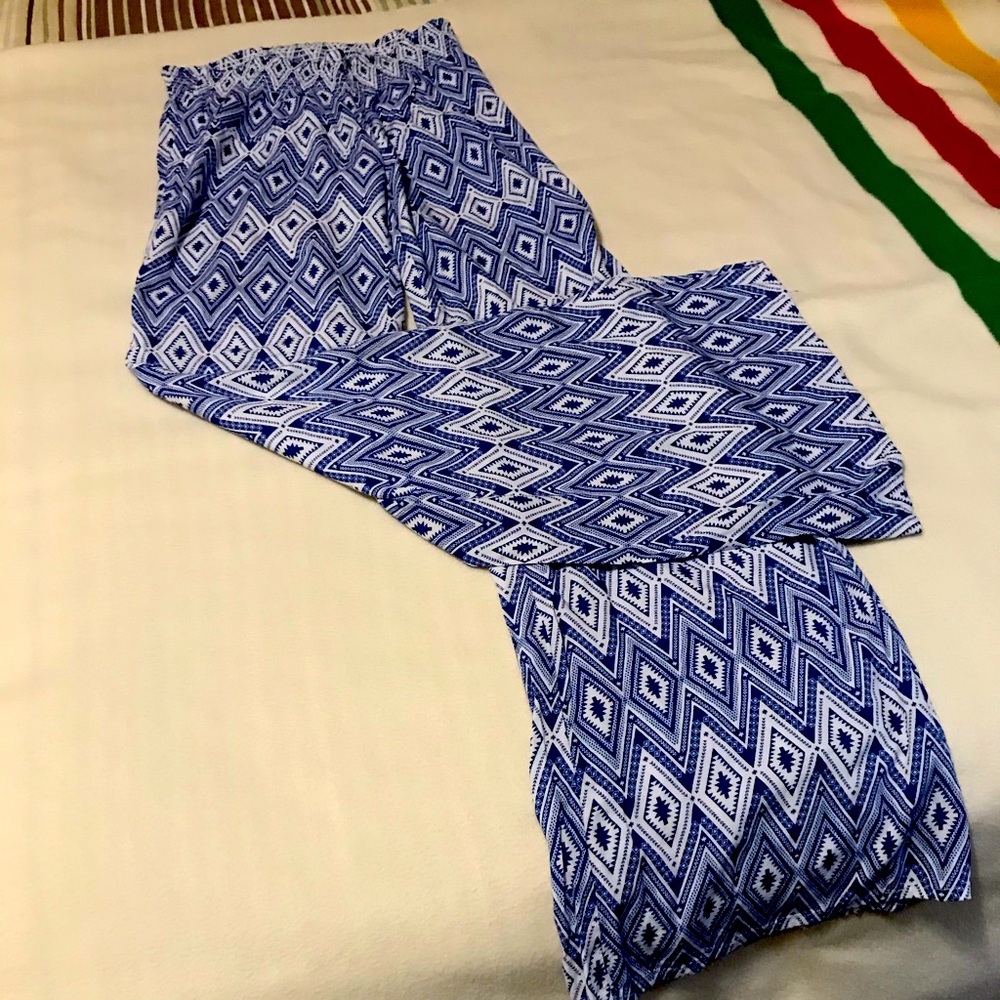2/20 ❤️ H&M Women’s Flare Pants
